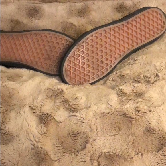 NWOT Black Velvet Limited Edition Vans Sneakers - Picture 5 of 11